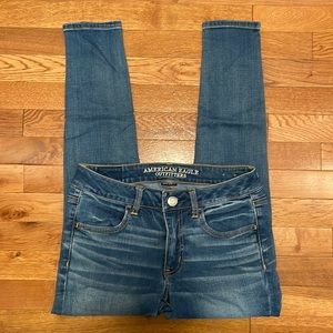 American Eagle Outfitters super stretch skinny jeggings - size 6 short